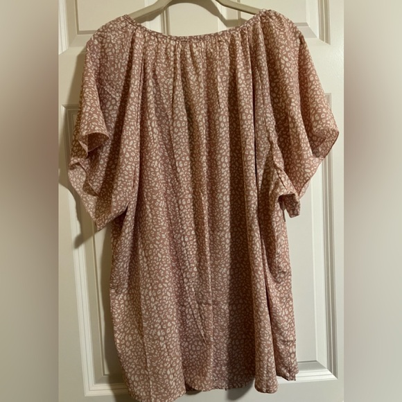 NWT IN’VOLAND top with tie. Size 22W - Picture 7 of 7